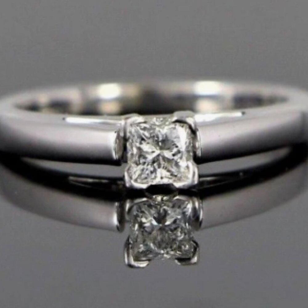 0.38 Princess Cut diamond ring